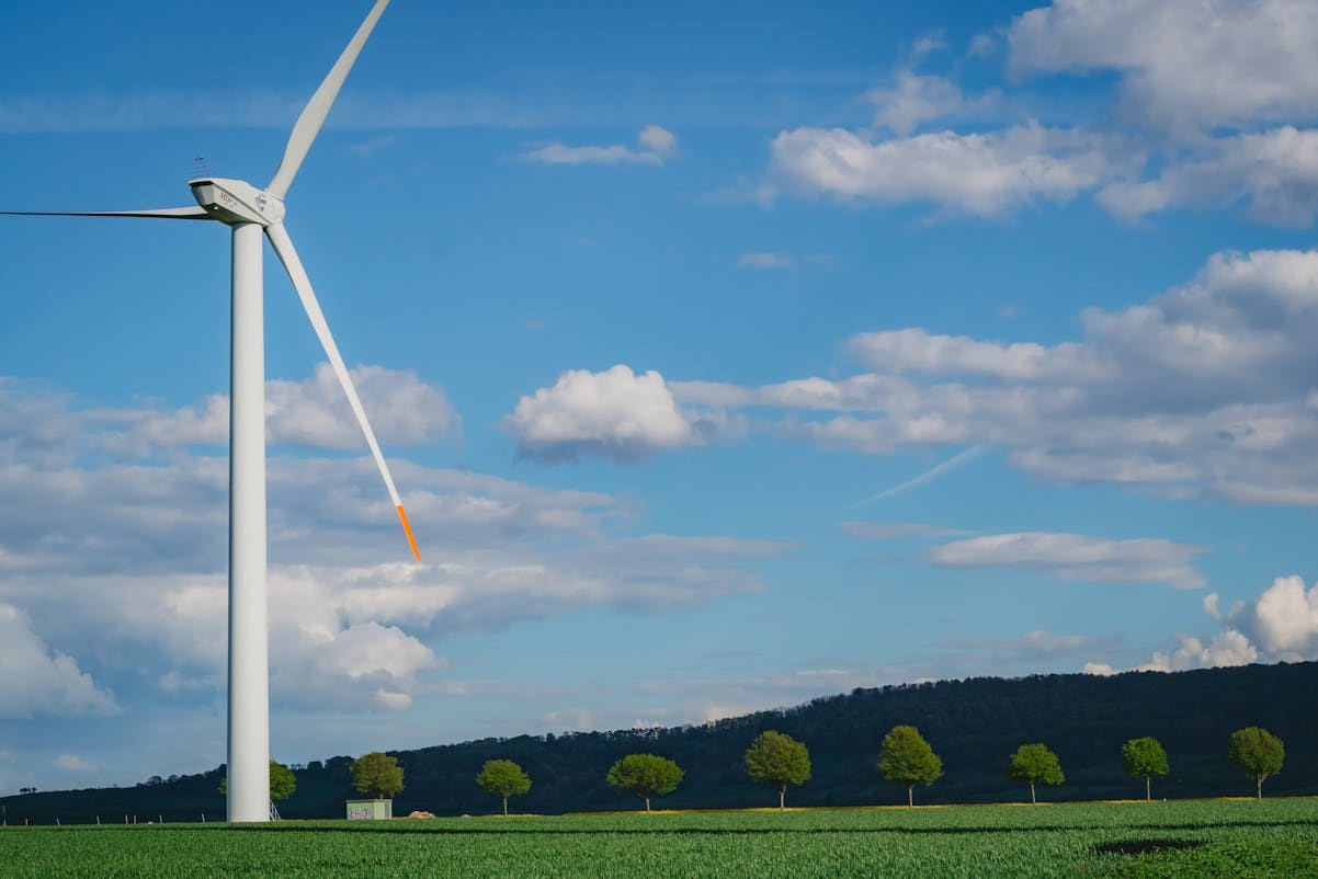 RSE éoliennes champ