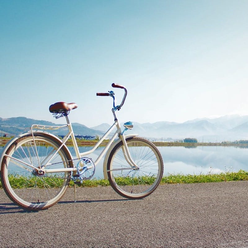 Velo nature au bord de mer voyage